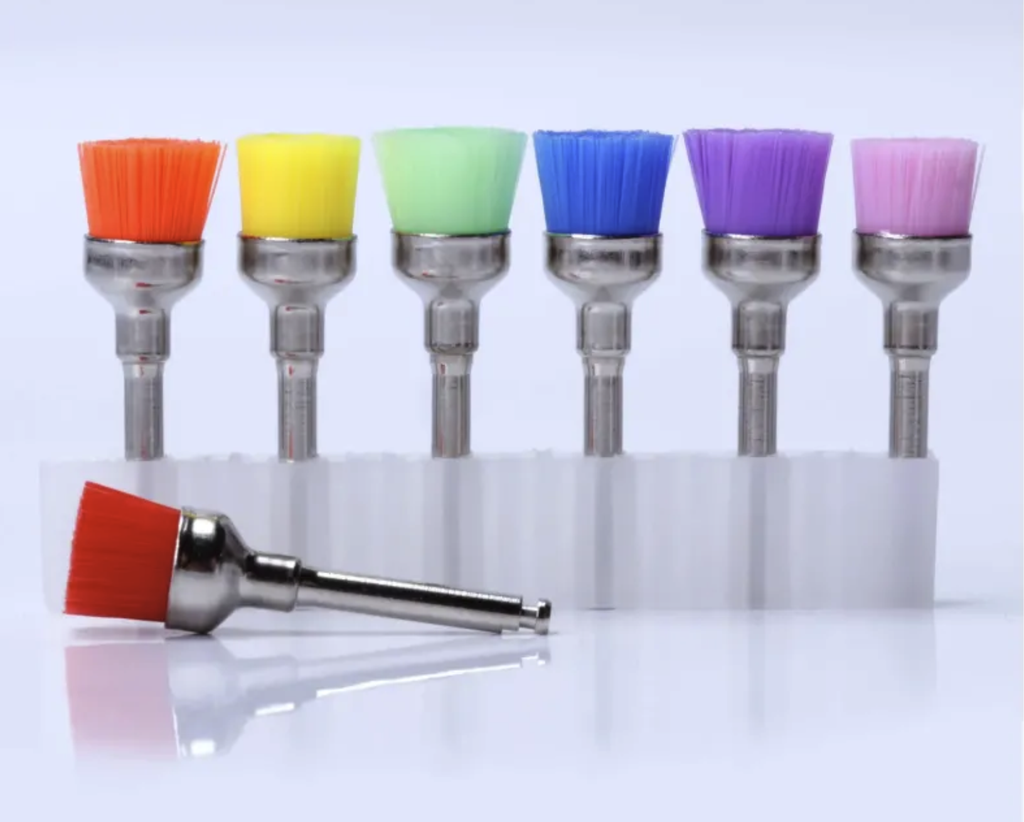 Щіточка нейлонова Котісен в асортименті (COTISEN)